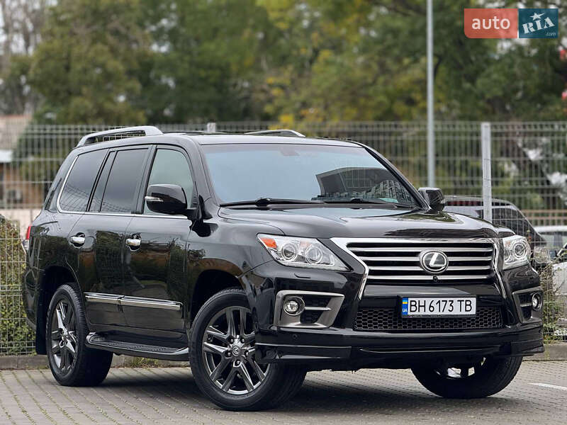 Позашляховик / Кросовер Lexus LX 2014 в Одесі