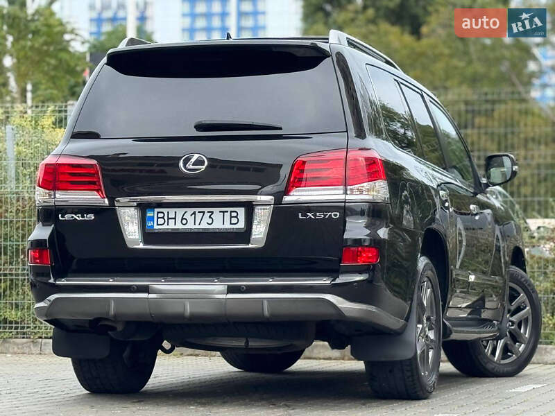 Позашляховик / Кросовер Lexus LX 2014 в Одесі