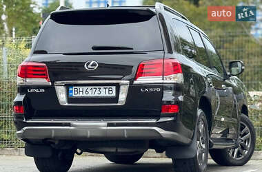 Позашляховик / Кросовер Lexus LX 2014 в 