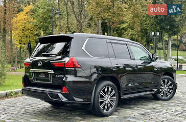 Внедорожник / Кроссовер Lexus LX 2019 в 
