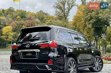 Внедорожник / Кроссовер Lexus LX 2019 в 