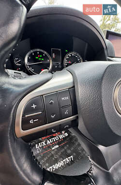 Внедорожник / Кроссовер Lexus LX 2019 в 