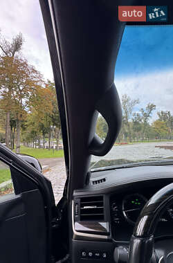 Внедорожник / Кроссовер Lexus LX 2019 в 