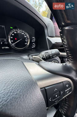 Внедорожник / Кроссовер Lexus LX 2019 в 