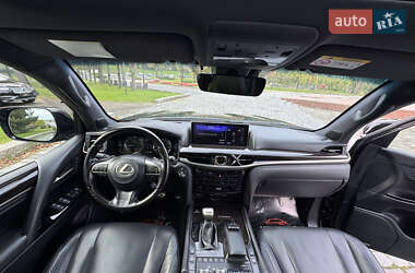 Внедорожник / Кроссовер Lexus LX 2019 в 