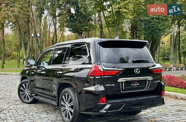 Внедорожник / Кроссовер Lexus LX 2019 в 