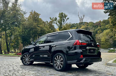 Внедорожник / Кроссовер Lexus LX 2019 в 
