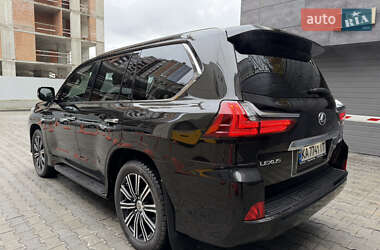 Позашляховик / Кросовер Lexus LX 2021 в 
