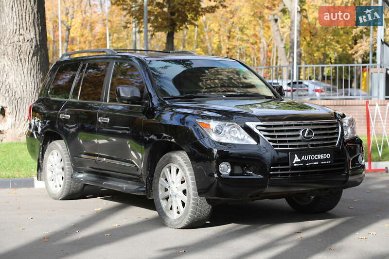 Внедорожник / Кроссовер Lexus LX 2010 в Харькове