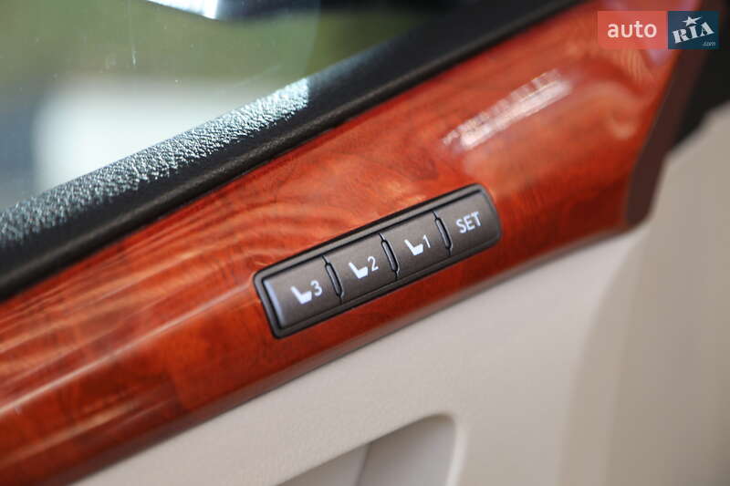 Внедорожник / Кроссовер Lexus LX 2010 в Харькове