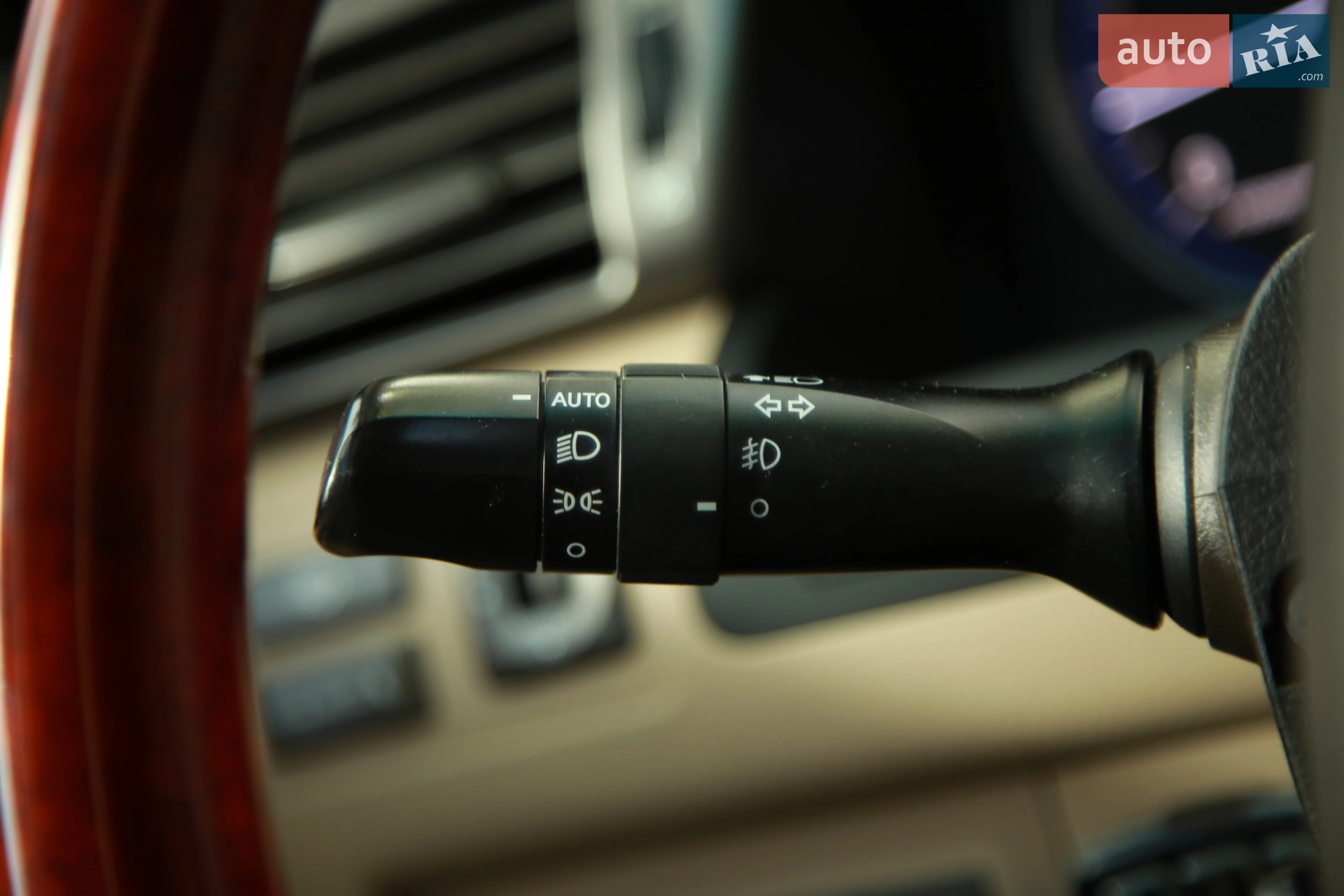 2010 Lexus LX - мініатюра 25