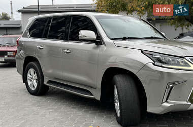 Внедорожник / Кроссовер Lexus LX 2016 в 