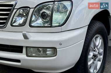 Позашляховик / Кросовер Lexus LX 2006 в 