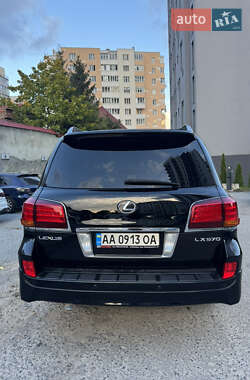 Внедорожник / Кроссовер Lexus LX 2010 в 