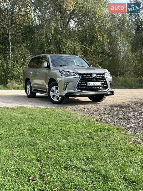 Внедорожник / Кроссовер Lexus LX 2016 в Рахове фото 19 Внедорожник / Кроссовер Lexus LX 2016 в Рахове