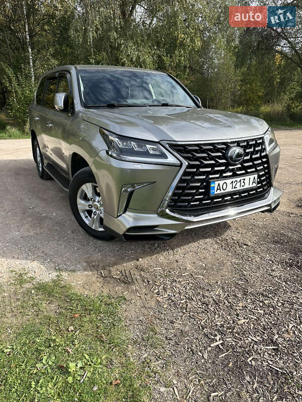 Внедорожник / Кроссовер Lexus LX 2016 в Рахове фото 20 Внедорожник / Кроссовер Lexus LX 2016 в Рахове