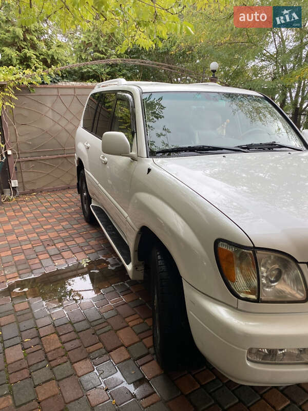 Внедорожник / Кроссовер Lexus LX 2004 в Одессе