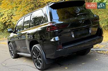 Позашляховик / Кросовер Lexus LX 2017 в 