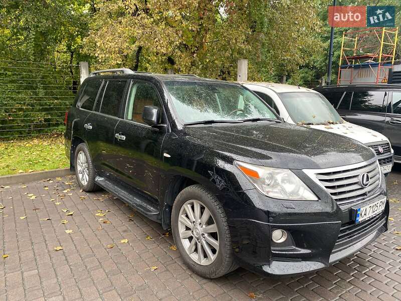 Внедорожник / Кроссовер Lexus LX 2010 в Киеве