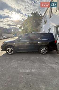 Внедорожник / Кроссовер Lexus LX 2011 в 