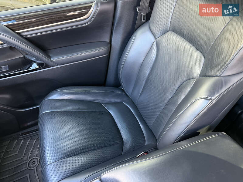 Внедорожник / Кроссовер Lexus LX 2017 в Умани фото 18 Внедорожник / Кроссовер Lexus LX 2017 в Умани