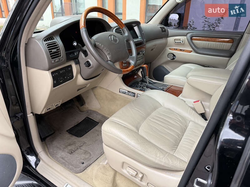 Внедорожник / Кроссовер Lexus LX 2006 в Киеве