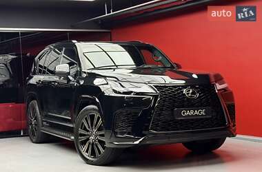 Позашляховик / Кросовер Lexus LX 2022 в 
