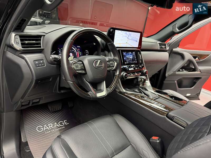 Внедорожник / Кроссовер Lexus LX 2022 в Киеве