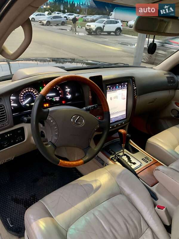 Позашляховик / Кросовер Lexus LX 2005 в Києві