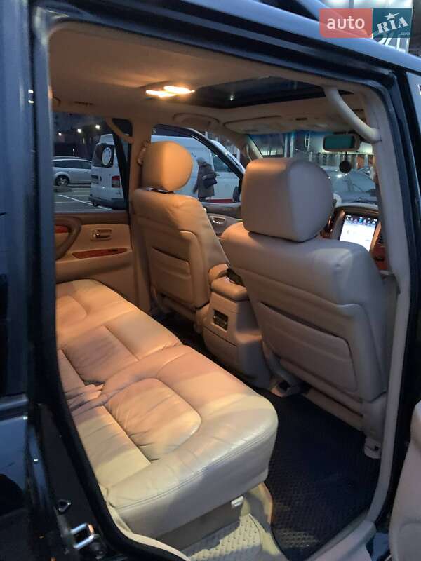 Позашляховик / Кросовер Lexus LX 2005 в Києві