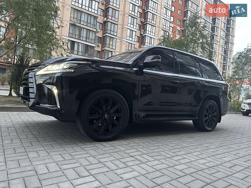 Lexus LX 2018