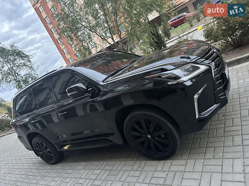 Позашляховик / Кросовер Lexus LX 2018 в Дніпрі фото 9 Позашляховик / Кросовер Lexus LX 2018 в Дніпрі