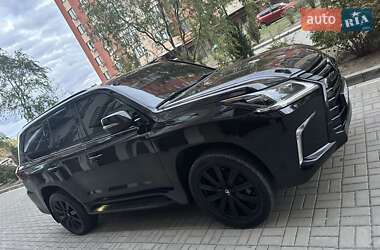 Позашляховик / Кросовер Lexus LX 2018 в 