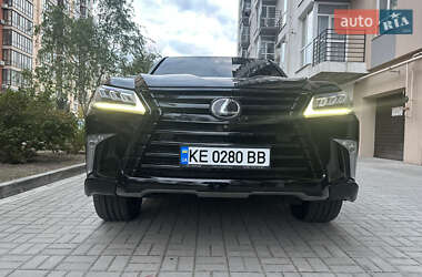 Позашляховик / Кросовер Lexus LX 2018 в 