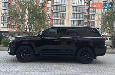 Позашляховик / Кросовер Lexus LX 2018 в 