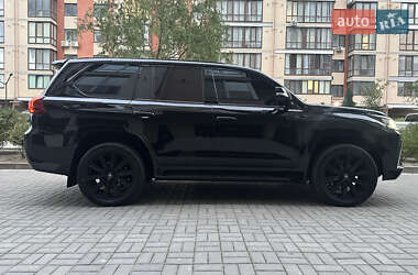 Позашляховик / Кросовер Lexus LX 2018 в 