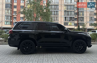 Позашляховик / Кросовер Lexus LX 2018 в 