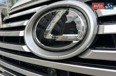 Позашляховик / Кросовер Lexus LX 2022 в 