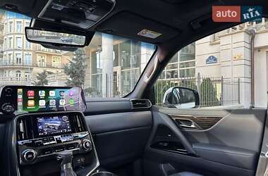 Позашляховик / Кросовер Lexus LX 2022 в 