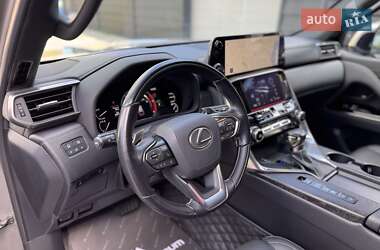 Позашляховик / Кросовер Lexus LX 2022 в 