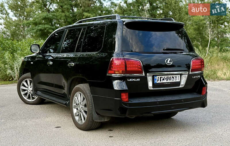 Позашляховик / Кросовер Lexus LX 2010 в Дніпрі