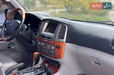Внедорожник / Кроссовер Lexus LX 2005 в 