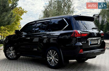 Позашляховик / Кросовер Lexus LX 2016 в  фото 18 Позашляховик / Кросовер Lexus LX 2016 в