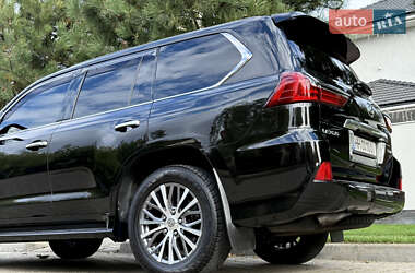 Позашляховик / Кросовер Lexus LX 2016 в  фото 44 Позашляховик / Кросовер Lexus LX 2016 в