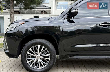 Позашляховик / Кросовер Lexus LX 2016 в  фото 80 Позашляховик / Кросовер Lexus LX 2016 в