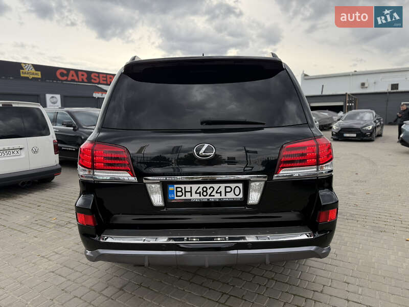 Внедорожник / Кроссовер Lexus LX 2010 в Одессе