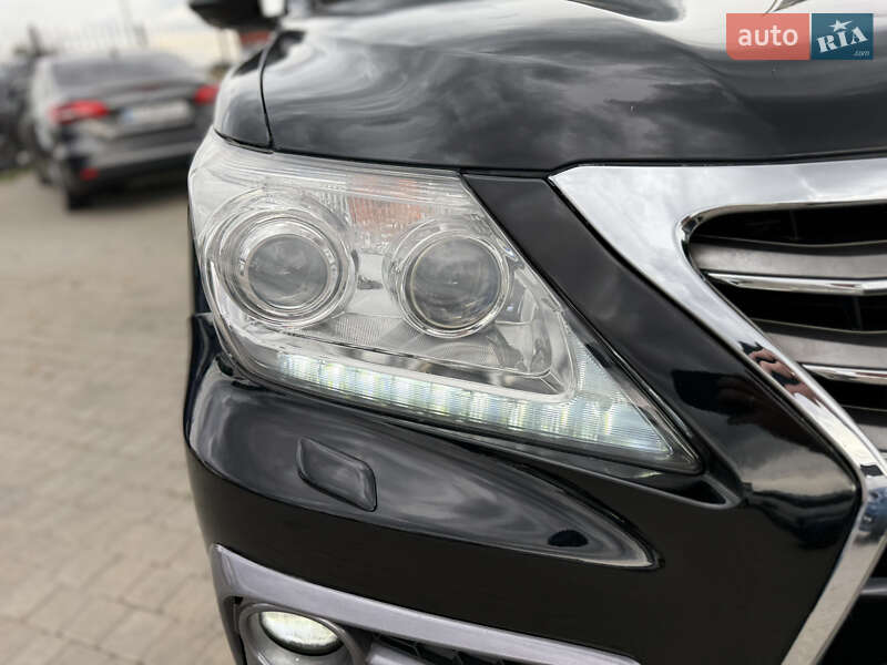 Внедорожник / Кроссовер Lexus LX 2010 в Одессе