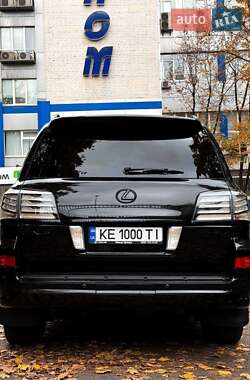 Внедорожник / Кроссовер Lexus LX 2015 в 