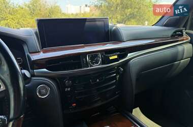 Внедорожник / Кроссовер Lexus LX 2017 в 