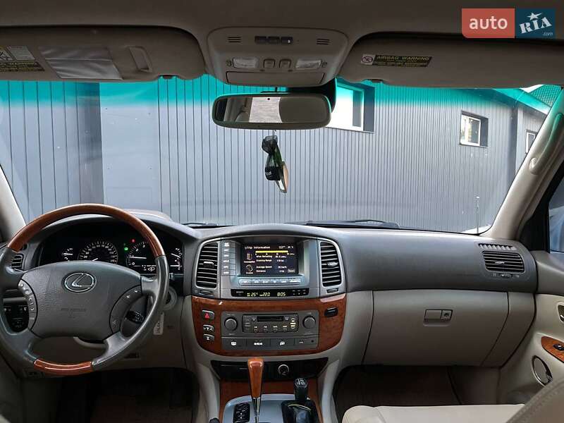 Позашляховик / Кросовер Lexus LX 2004 в Броварах